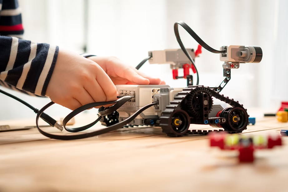 Robotics education program